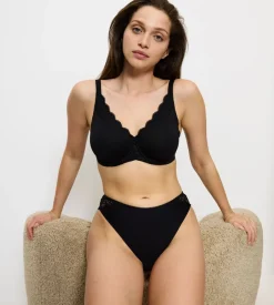 Amourette Tai-Triumph Outlet