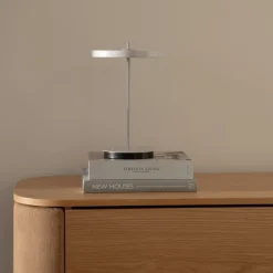 New Asteria Move Monochrome Bordlamper