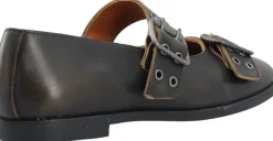 Dame Cashott Ballerinaer><noscript><img width=