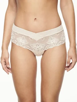 Champs Elysées-Chantelle Hot