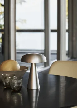 Como SC53, Portable Lamp, Dimmable, Aluminium-&Tradition Hot