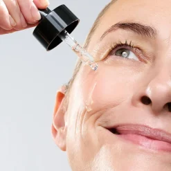 CurrentBody Skin Hudpleje-Tilbehør>Green Tea Serum 30 ml