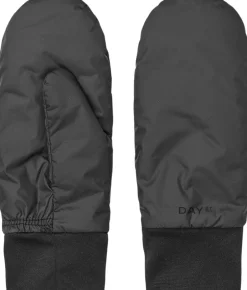 Day GW RE-No Rain Mittens-DAY ET Online