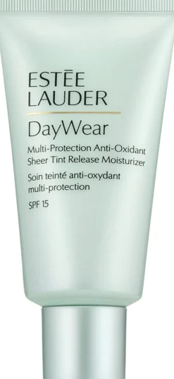 Hot DayWear Sheer Tinted Moisturizer SPF 15 Rejsestørrelser|Ansigt