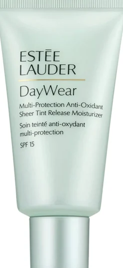 Hot DayWear Sheer Tinted Moisturizer SPF 15 Rejsestørrelser|Ansigt