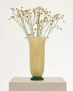 Hay Vaser & Urtepotteskjulere>Empire Vase-Large-Sand with lemon rim, green base