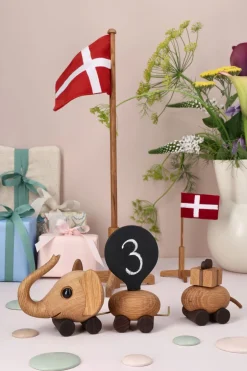 Discount Fødselsdagstoget Figurer & Skulpturer