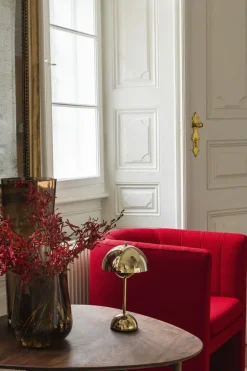 Flowerpot Portable Lamp VP9, Magnetic Charger-&Tradition Clearance