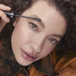 Sephora Collection Øjne>FLUFF & FIX BROW WAX - Teksturerende og fikserende øjenbrynsvoks