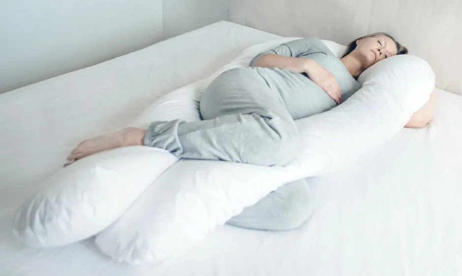 Børn Fossflakes Babyudstyr>U-Pillow, SR incl. White Jersey Cover