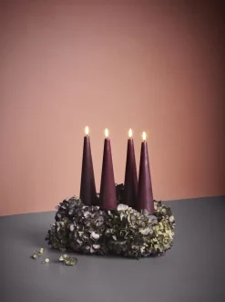 Giftbox w. spike, remote, LED cone candle, Wine red, Smooth,-Uyuni Best