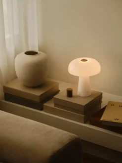 Best GLOSSY MINI TABLE E14 G45 WHITE Bordlamper