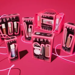 Glow'N Xtra - Læbeblyant Trace'd Out og Gloss Bomb Stix-Fenty Beauty by Rihanna