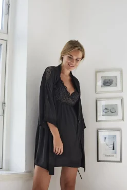 Hot Jessie chemise w/lace & padding Dame Chemiser & Underkjoler