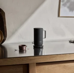 Kettle - Black-Aarke Kitchenware Discount