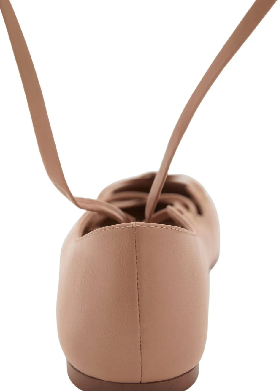 New Leather ballerina with crossed stra Dame Ballerinaer|Snøresko