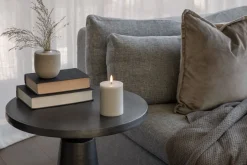 Hot LED pillar candle, Oyster Grey, Smooth, 7,8x10 cm Elektriske Julelys