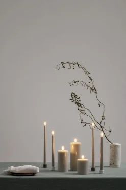 Uyuni Elektriske Julelys>LED taper candle, Oyster Grey, Smooth, 2-pack, 2,3x25 cm