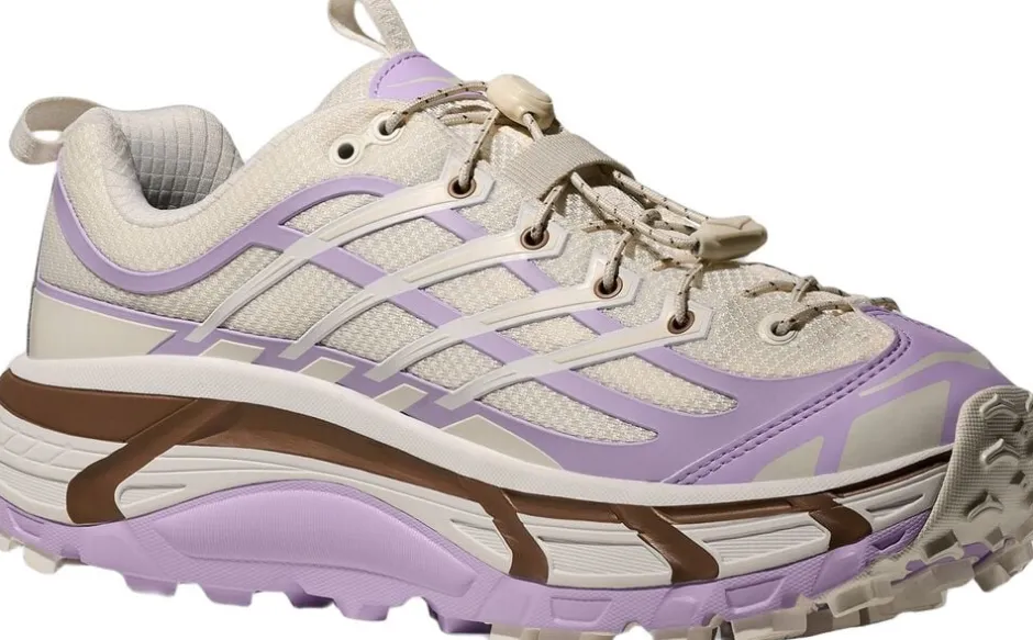 Mafate Three2 Wordmark-HOKA Hot