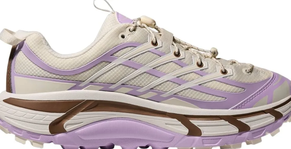 Mafate Three2 Wordmark-HOKA Hot