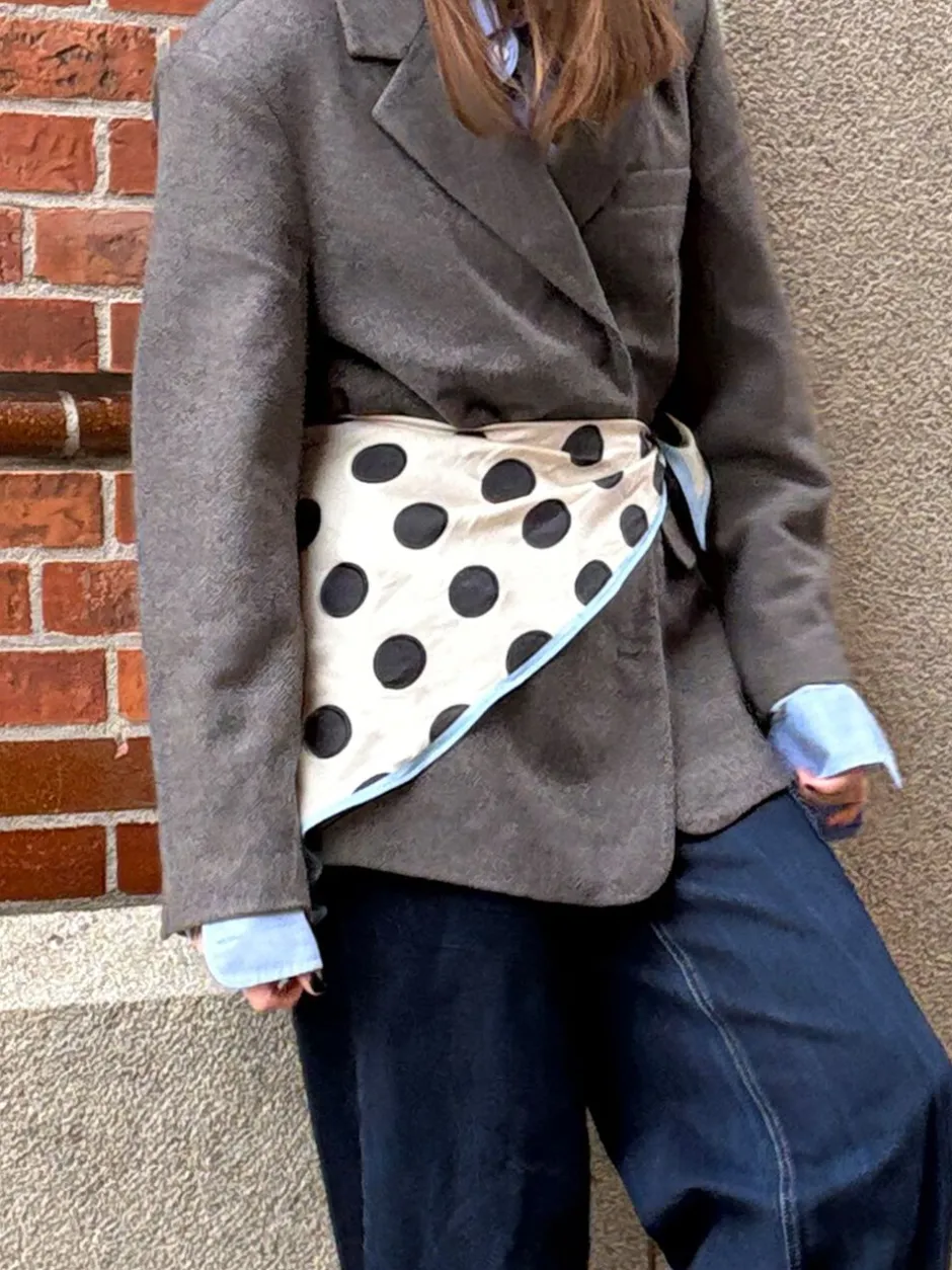 Hot Maxi Polka Triangle Sia Scarf Dame Halstørklæder & Tørklæder