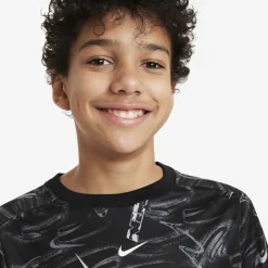 Børn Nike T-Shirts & Toppe>Multi Dri-fit T-shirt