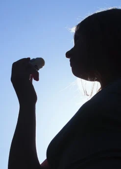 Gun Ana Solpleje><noscript><img width=