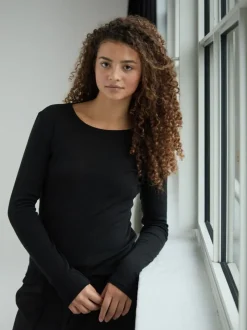 Dame Neo Noir T-Shirts & Toppe><noscript><img width=