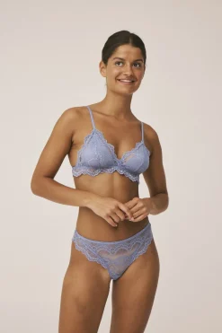 Online Petal 3 String Dame Trusser