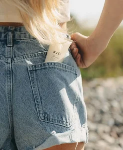 AYU Hånd- Og Fodpleje><noscript><img width=