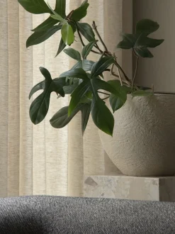 Plantas Planter, H 32, Ivory-Audo Copenhagen Online