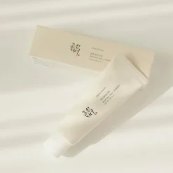 Relief Sun: Rice + Probiotics SPF50+ Solpleje