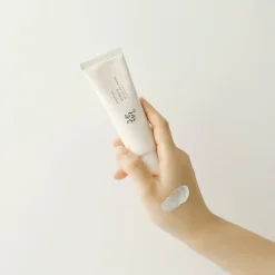 Relief Sun: Rice + Probiotics SPF50+ Solpleje