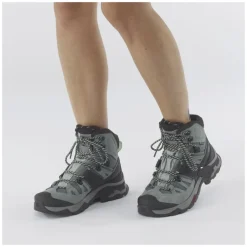 Salomon Outdoor><noscript><img width=