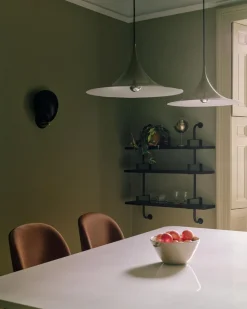 Semi pendel white 60 cm.-Gubi Discount