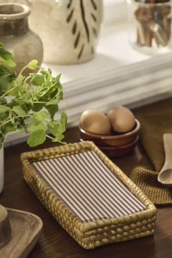 Serviet m/brune striber 16 stk pr pakke Tilbehør Til Bordet