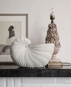 Ferm Living Vaser & Urtepotteskjulere>Shell Pot - Off-White
