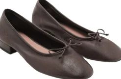 Clearance SHOES. -- BAILA Dame Ballerinaer