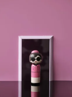 Sketch. inc - Kokeshi | Jackie, H15,5 cm 1:1-Lucie Kaas Discount