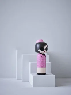 Sketch. inc - Kokeshi | Jackie, H15,5 cm 1:1-Lucie Kaas Discount