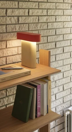 New Sleek Table Lamp Bordlamper