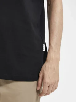 Selected T-Shirts><noscript><img width=