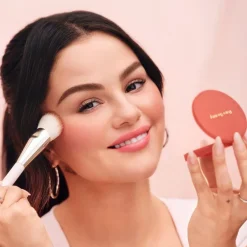 Soft Pinch Matte Bouncy Blush - Blush med en blød mat effekt-RARE BEAUTY New