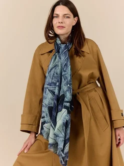Dame Bella Ballou Halstørklæder & Tørklæder>SPRING LEAVES Scarf
