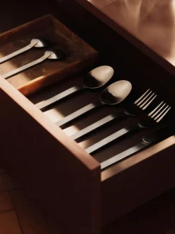 Outlet Stelo Cutlery - Set of 4 - Brushed Stainless Steel Bestik