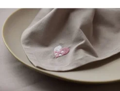 Stofservietter Christmas Hearts Embroidery 4 stk. Rose-Södahl Hot