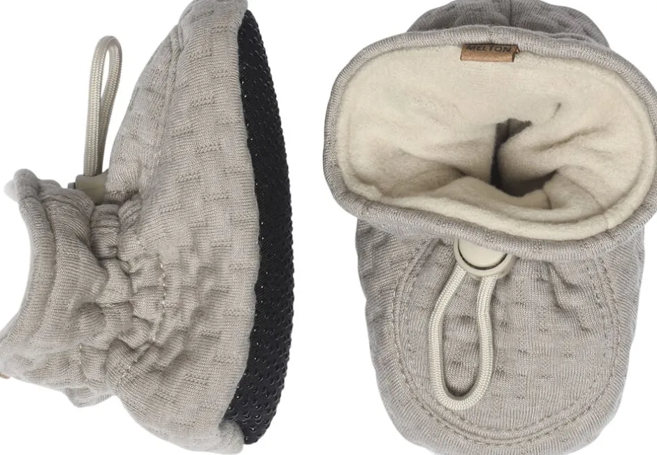 Textile slippers w. structure-Melton Sale