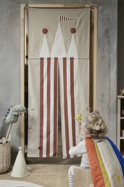 Theo Kæphest-OYOY MINI Best