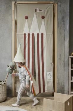 Theo Kæphest-OYOY MINI Best