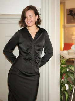 Dame Neo Noir Fest><noscript><img width=